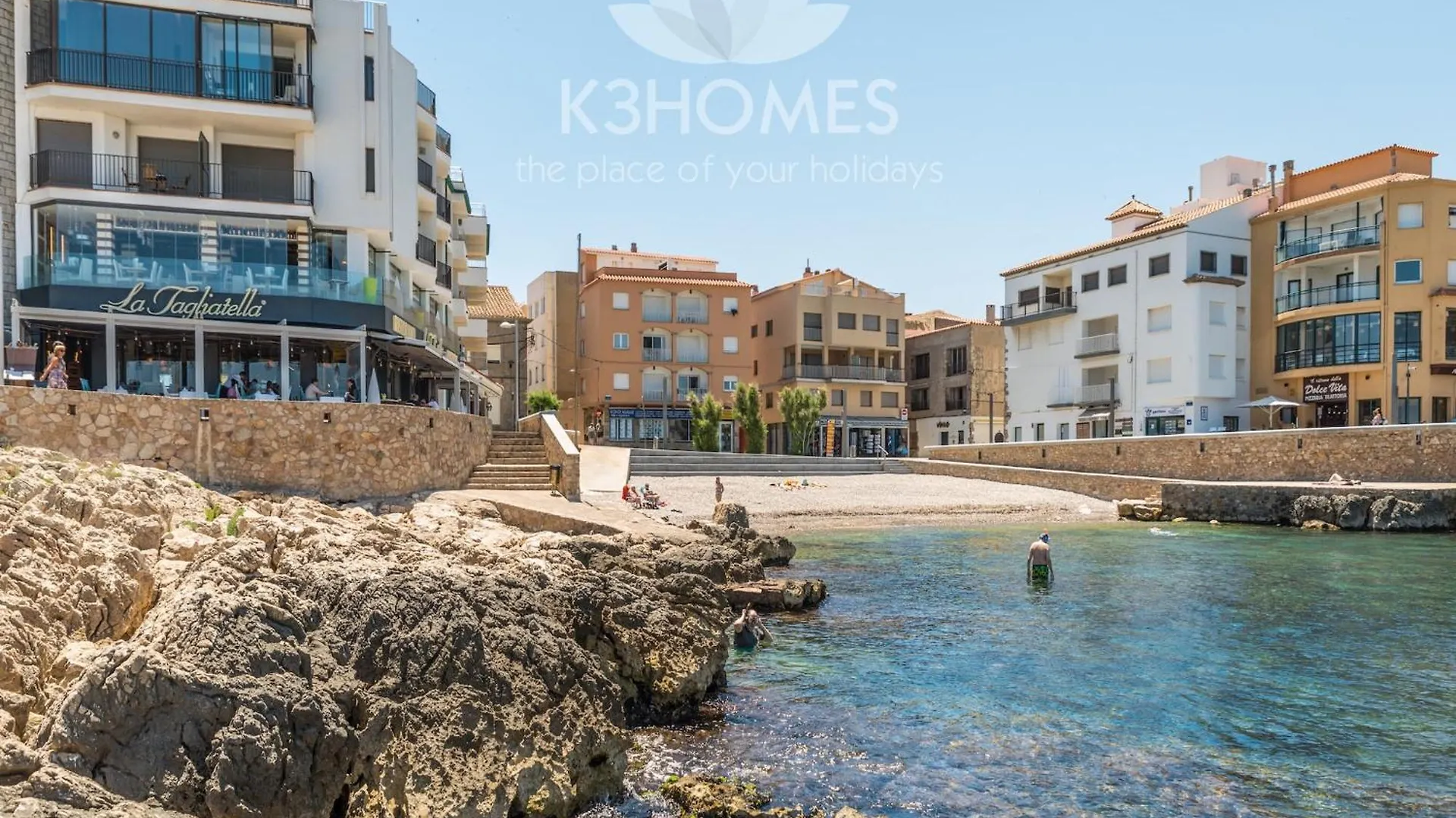 Family-Friendly Villa For 8 Guests L' Escala